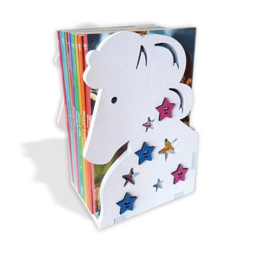 At Desenli Ahşap Kütüphane