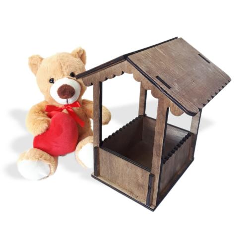 Ayıcıklı Ahşap Ev - Halkkitabevi