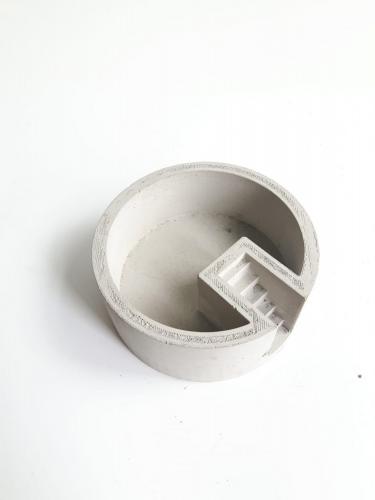 Beton Merdivenli Yuvarlak Saksı - Halkkitabevi