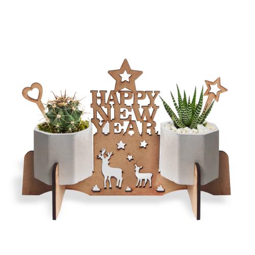 Beton Saksılı Yıldız ve Geyik Desenli Happy New Year Ahşap Stand