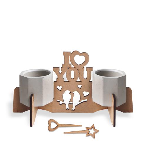 Beton Saksılı I Love Yazılı Ahşap Stand - Halkkitabevi