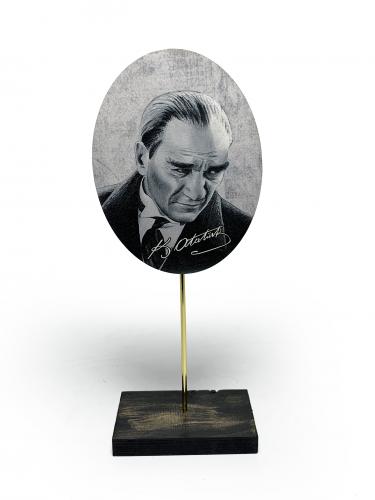 Ayaklı Atatürk Tablo 4