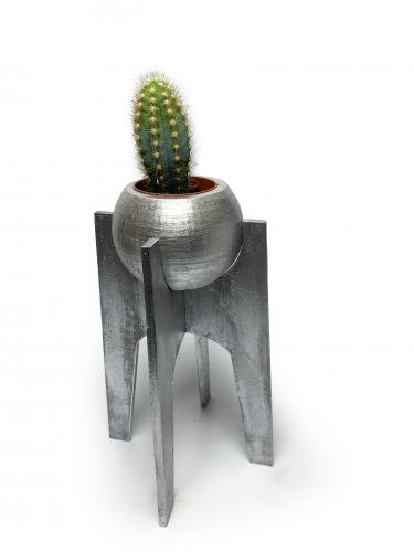 Akali Ayaklı Beton Saksı - Seri 5 - Halkkitabevi Akali Ayaklı Beton Saksı - Seri 5 - Halkkitabevi